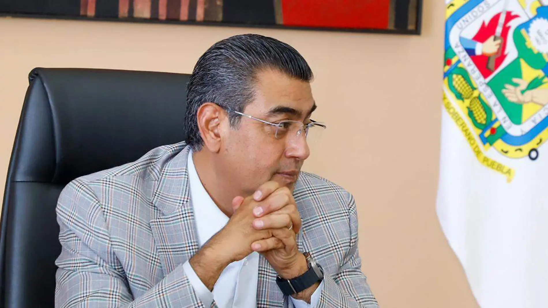 El gobernador de Puebla, Sergio Salomón Céspedes Peregrina